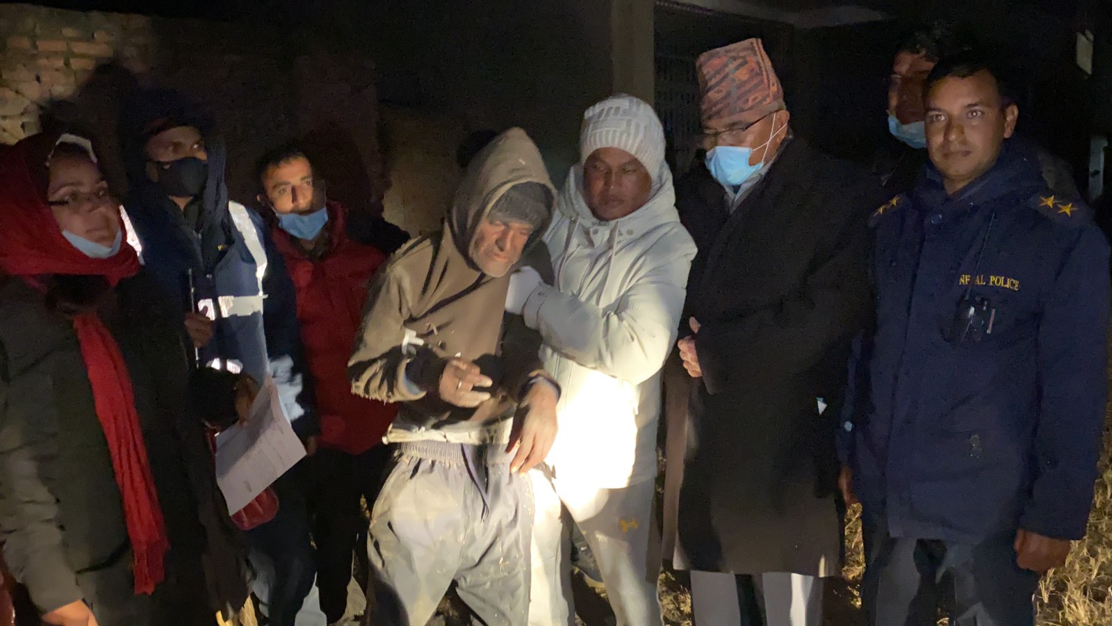 एक दशकदेखि बेवारिसे व्यक्तिको भकुण्डेबाट उद्धार