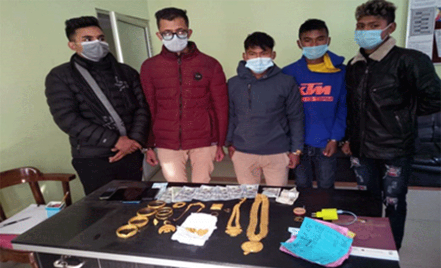 काभ्रेमा ३८ तोला सुन चोर्ने पाँच जना डिस्कोबाट प’क्राउ